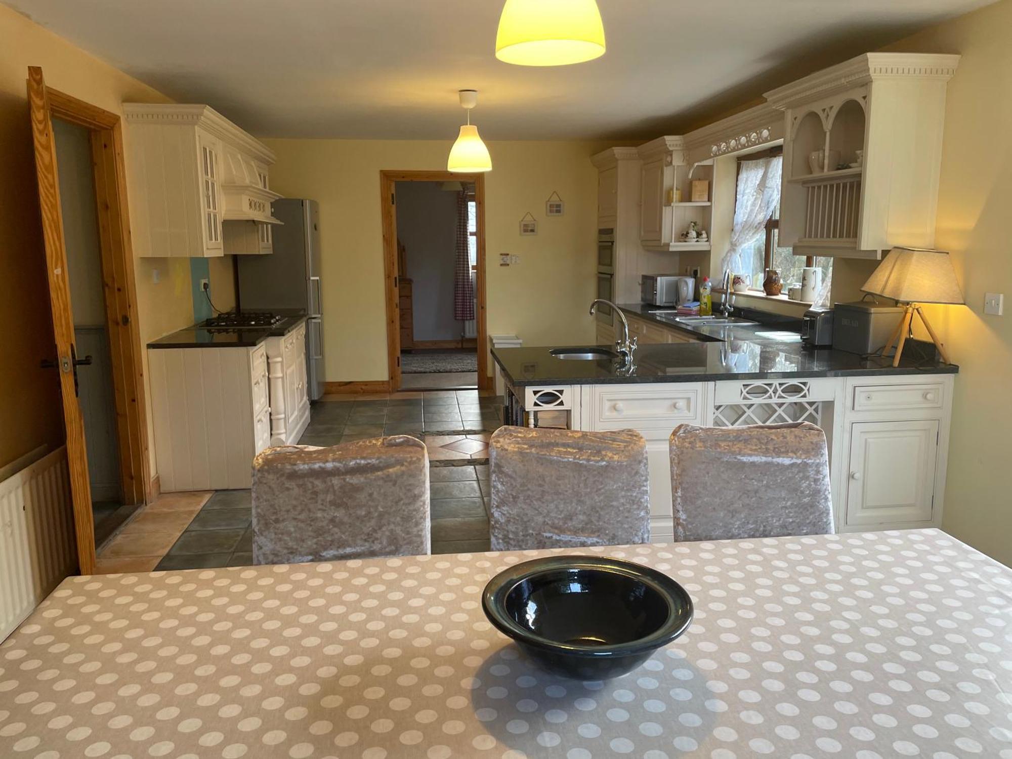 Letterfrack Mountain Farm Cottage On Farm In Village Centre ภายนอก รูปภาพ